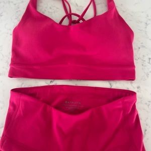 Athleta SET 7/8 tights AND matching bra XS D cup.